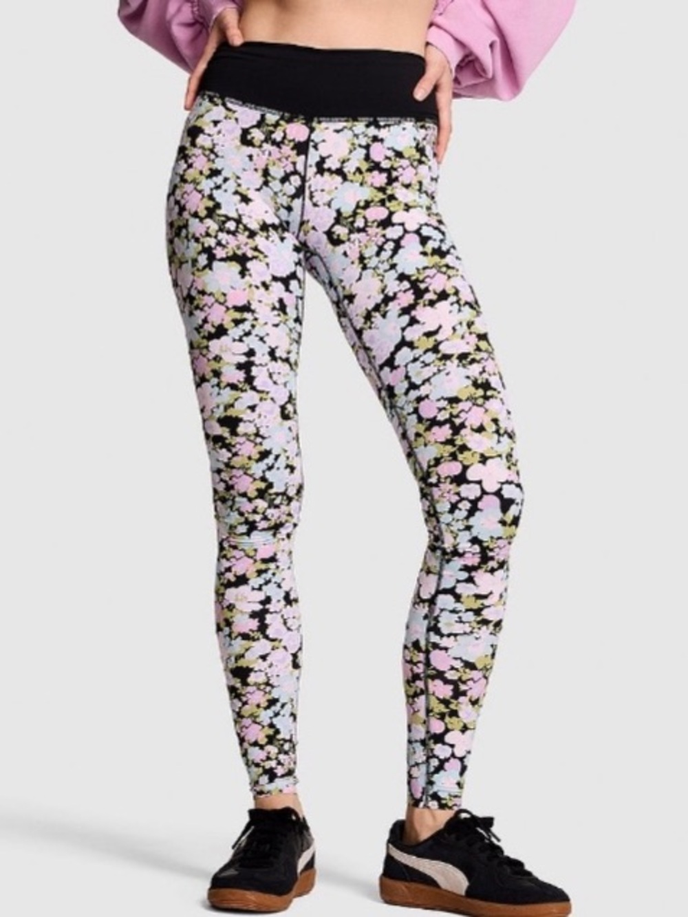 🩷VS Pink Relay ruched back leggings sz M NWT